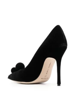 Women Manolo Blahnik Pointed-toe Velvet Pumps 6 Women Manolo Blahnik Pointed-toe Velvet Pumps -Manolo Blahnik 19747030 44255767 1000